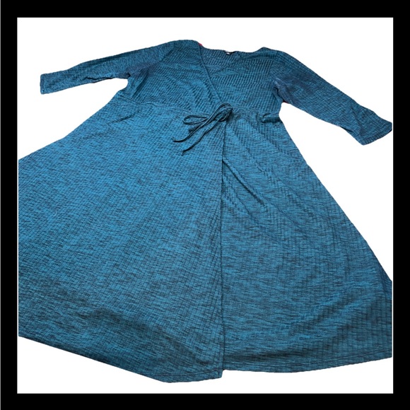Torrid Dark GREEN Black Ribbed Faux WRAP Dress Long Sleeves Fit & Flare Size 2XL - Picture 1 of 16